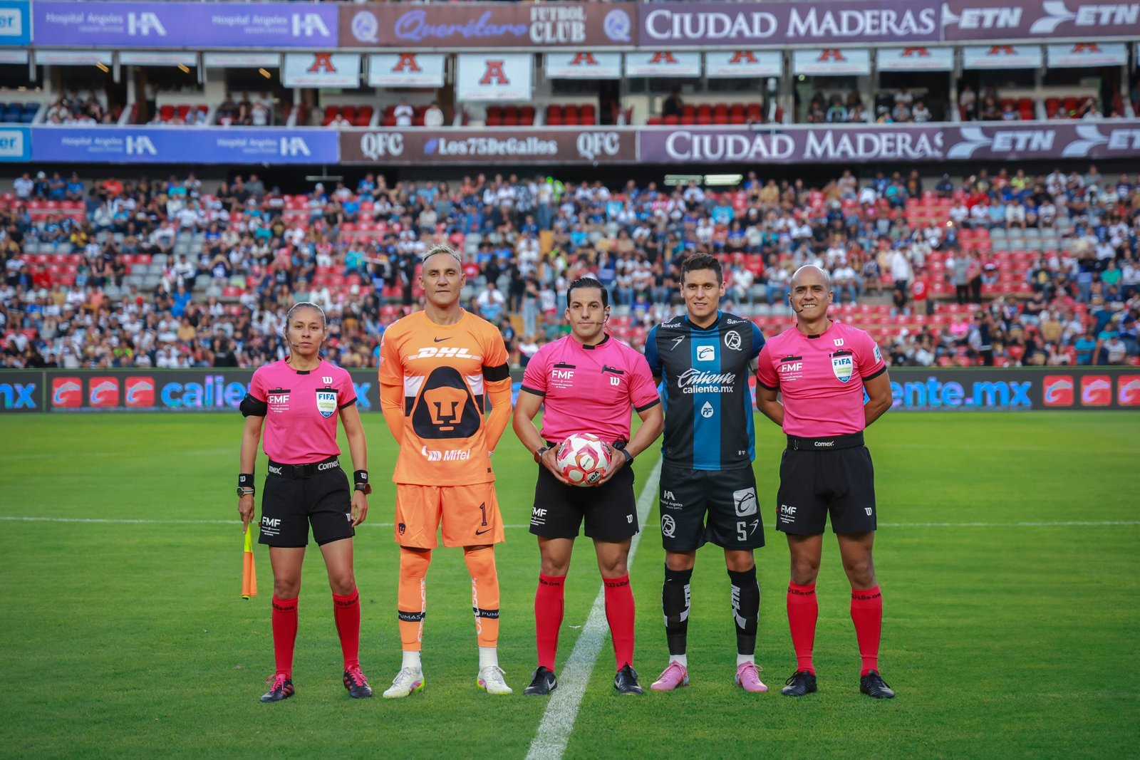 Gallos cae ante Pumas
