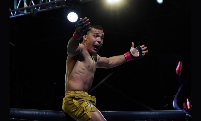 FLC FIGHT LEAGUE CHAMPIONS 001